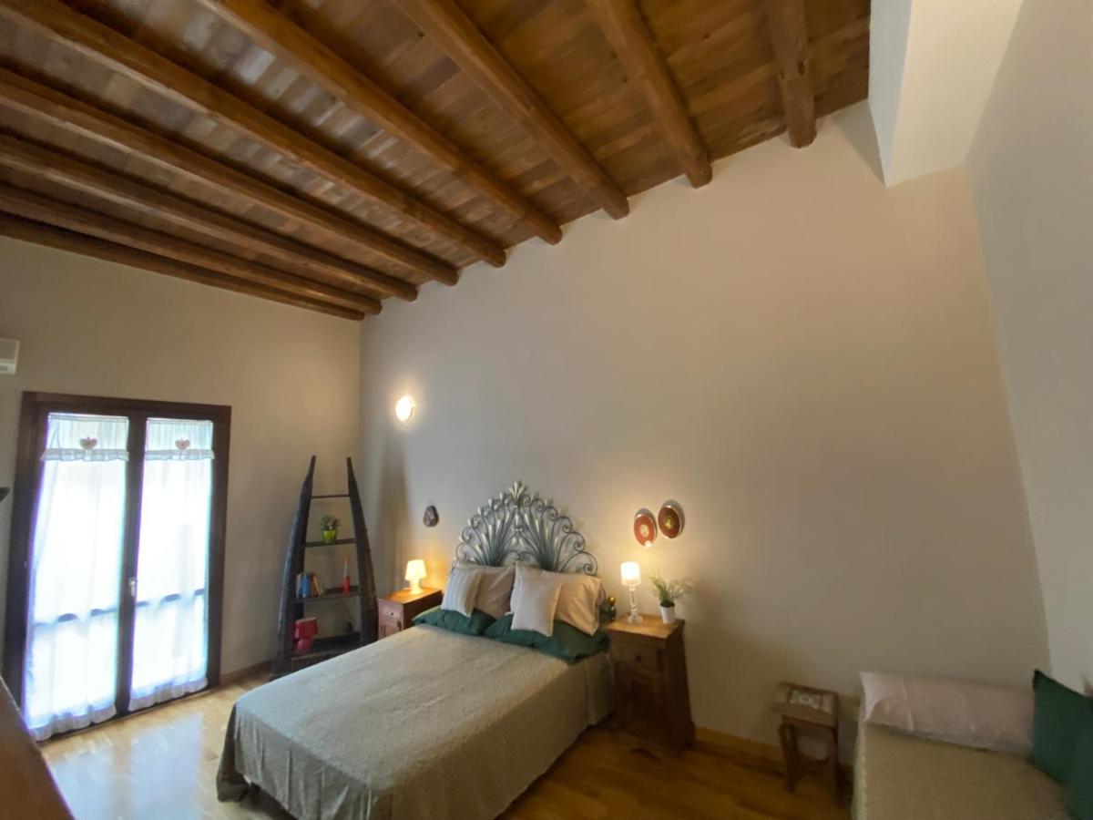 Casa Vetriera Apartment ปาแลร์โม ภายนอก รูปภาพ